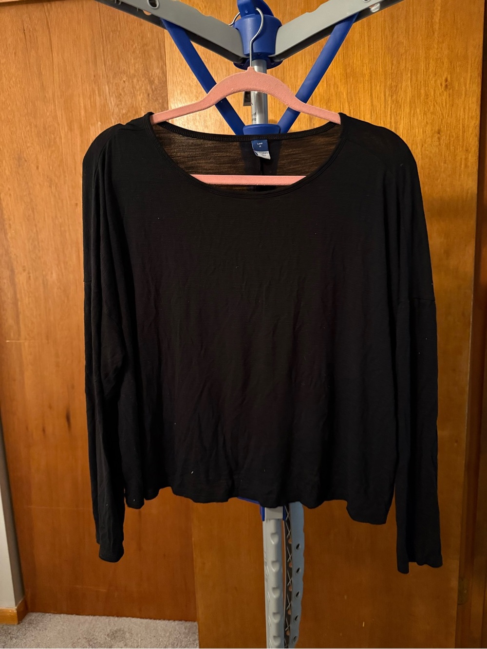 Old Navy Black Long-Sleeve Scoop Neck Top